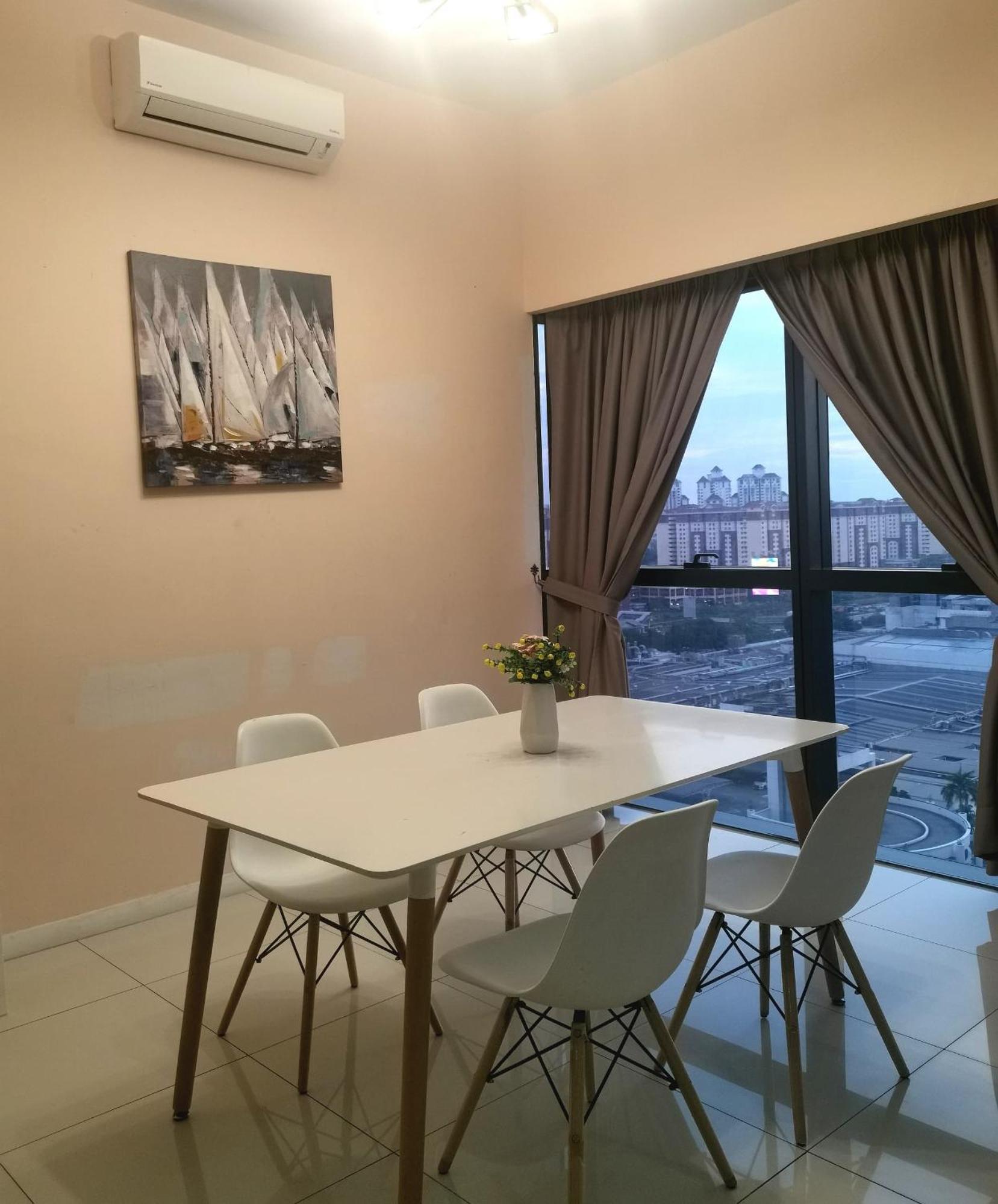 Eminent Stay - Icon City, פטלין ג'איה מראה חיצוני תמונה